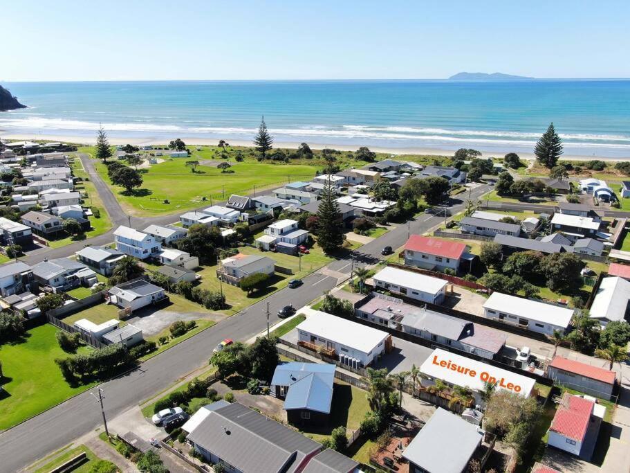 Leisure On Leo Villa Waihi Eksteriør bilde